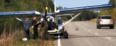 В Коми легкомоторный самолет совершил аварийную посадку на автотрассу