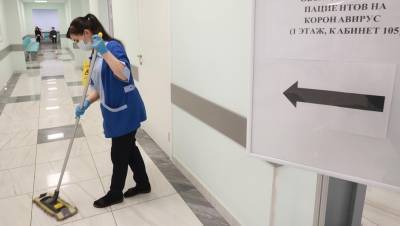 В Петербурге главврач поликлиники получил предупреждение за нарушение санитарных норм