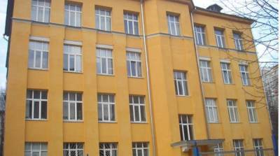 Столичную гимназию на Печерске «заминировали» уже пятый раз с начала учебного года