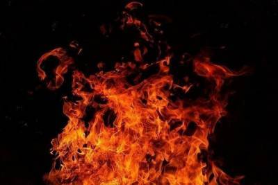 В Казани при обрушении веранды частного дома на пожаре погибла женщина