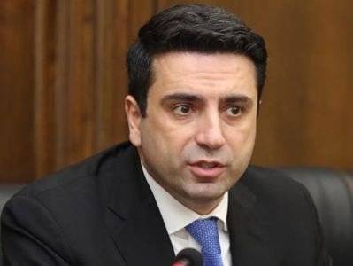 Против СМИ: В Армении могут резко возрасти размеры штрафов за публичные оскорбления и клевету