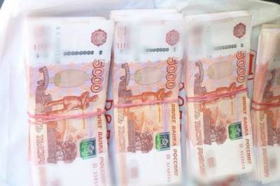 Объем ФНБ вырос в августе почти на 300 млрд рублей