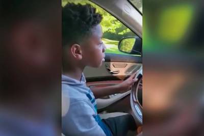 11-летний мальчик угнал Mercedes-Benz и спас своей бабушке жизнь