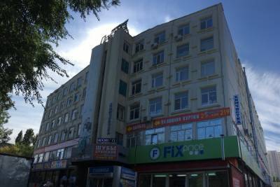 В Ленинском районе дом быта эвакуировали из-за угрозы пожара