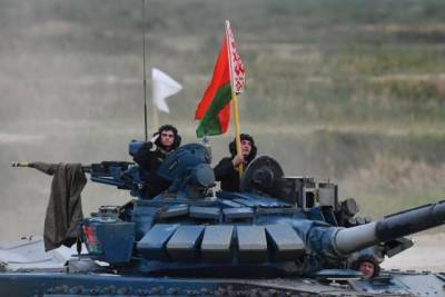 В Белоруссии приведут в полную боеготовность три военные базы
