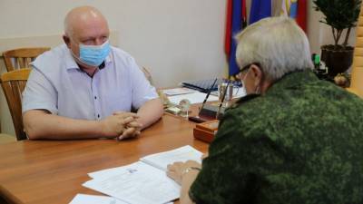 Мэр Каменска-Шахтинского уволился после внеплановой инспекции губернатора