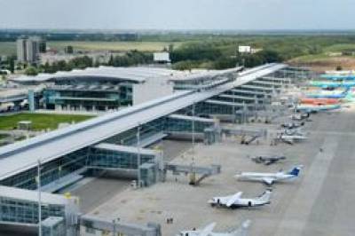 В "Борисполе" бывшие чиновники незаконно сдавали в аренду имущество аэропорта на протяжении 5 лет