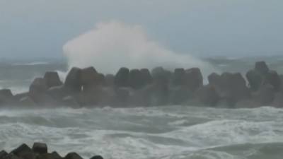 Удар стихии: на Японию обрушился мощный тайфун «Хайшен»