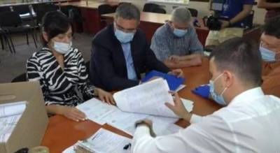 Выборы в Молдавии: Усатый так спешил сдать подписи, что потерял печать