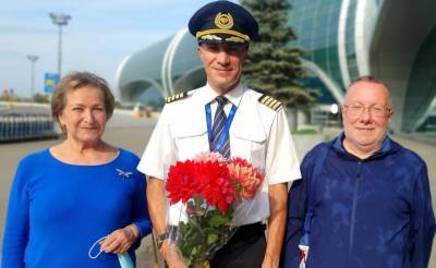 Активисты Землячества Коми в Москве встретились с командиром совершившего аварийную посадку в Ижме Ту-154