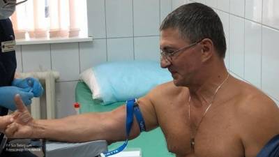 Мясников стал добровольцем в испытаниях вакцины от коронавируса