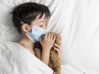 Медики назвали опасность коронавируса для детей