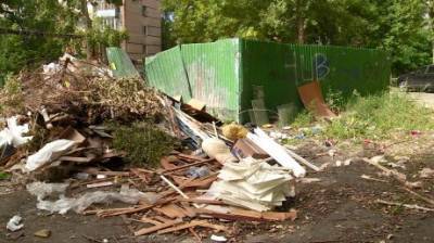 Жители проспекта Победы пожаловались на уборку мусора
