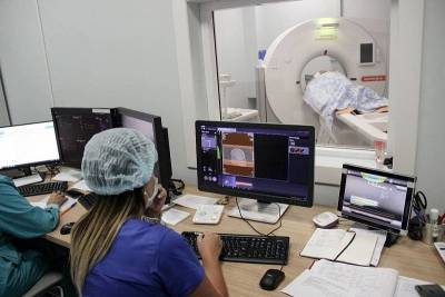 В Краевой клинической больнице №1 в Краснодаре установили новый компьютерный томограф