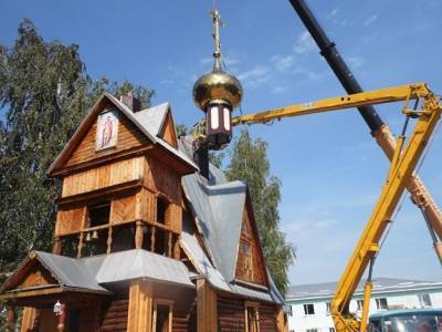 На храме ульяновской колонии установили новые купола