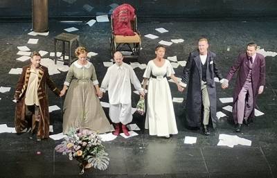 Ульяновский драмтеатр открыл творческий сезон премьерой спектакля «Обломов»