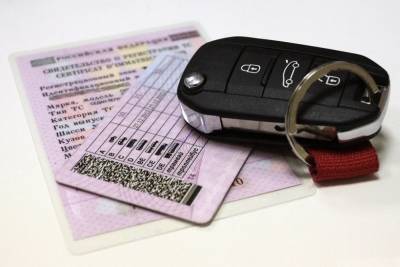 Лишь немногим больше 10% ивановцев сдают экзамен на водительские права с первого раза
