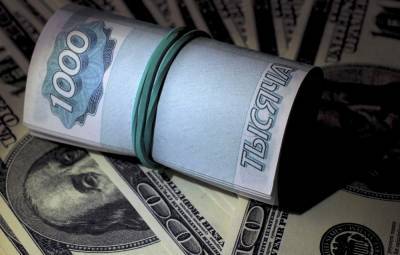 Курс доллара: рубль обвалился, но есть одно но