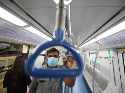 В Индии метро заработало почти через полгода простоя