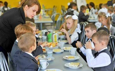 Министр образования Карелии рассказал, сколько раз в день должны кормить школьников, и почему питание не всем нравится