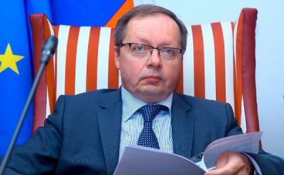 Посол России в Великобритании вызван в МИД из-за ситуации с Навальным