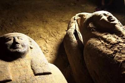 В Египте нашли таинственные подземные могилы - lenta.ru - Египет - Мемфис