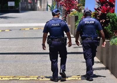 Полиция Австралии арестовала нарушителя карантина, совравшего про больного деда
