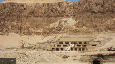 Археологи обнаружили в Египте древнее захоронение возрастом 2500 лет