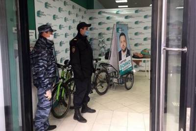 В Новосибирске неизвестные напали на штаб оппозиционной коалиции