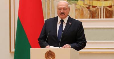 Лукашенко заявил, что "немного пересидел" на посту президента
