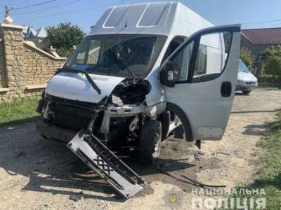 В Черновцах произошел взрыв в микроавтобусе, обошлось без пострадавших