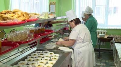 В Кузнецке решили кормить школьников бесплатными обедами