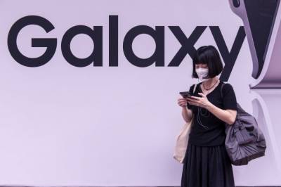 Samsung представил новый смартфон с аккумулятором на 7000 мАч