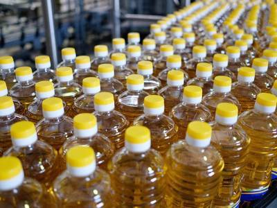 Виноват неурожай: россиянам предсказали скачок цен на подсолнечное масло