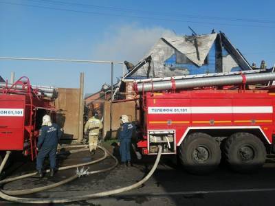 В Кургане почти полностью сгорел жилой дом