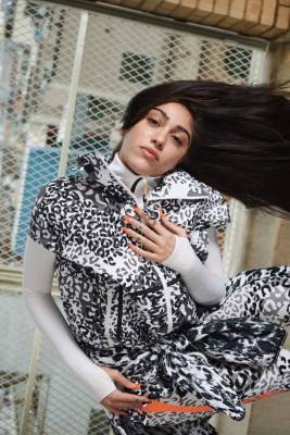 Лурдес Леон в новой рекламной кампании Adidas от Стеллы Маккартни выглядит как точная копия своей мамы, Мадонны