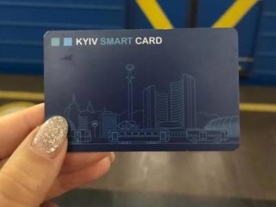 В киевском метро из-за сбоя системы е-билет образовались очереди
