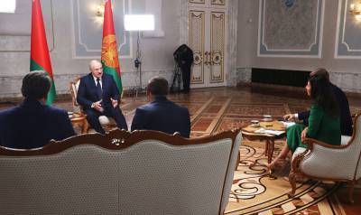Лукашенко отказался уезжать из Белоруссии