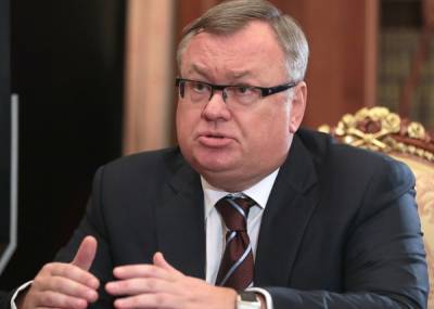 Глава ВТБ предложил давать налоговый вычет малоимущим, но работающим россиянам