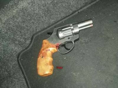 Расстреливала дочь из двух пистолетов: новые подробности криминальной драмы на Ровенщине