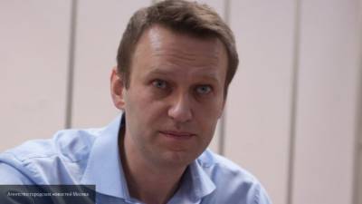 Отношения Навального с Ашурковым могли стать причиной "отравления" блогера