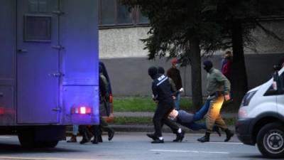 Более 40 человек задержаны в Минске на акциях поддержки Марии Колесниковой, - правозащитники