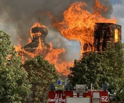 В Лимане Донецкой области сгорел Свято-Петропавловский храм