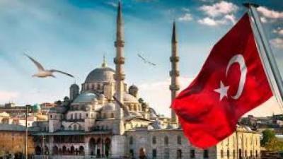 Турция усилила карантин и ввела обязательный масочный режим