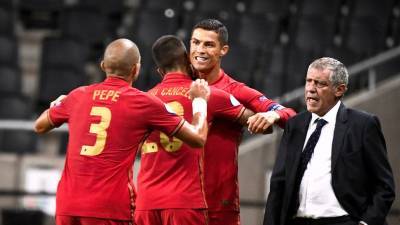 Дубль Роналду помог сборной Португалии обыграть команду Швеции в Лиге наций