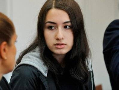 Невменяемость младшей из сестер Хачатурян вызвала сомнения