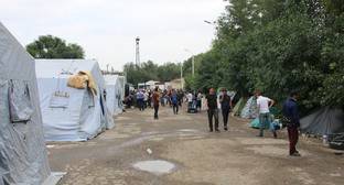 Около тысячи мигрантов из Узбекистана отправлены домой из стихийного лагеря в Ростове-на-Дону