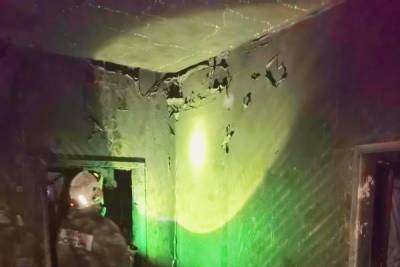 Пьяный житель Бурятии безуспешно пытался потушить пожар в своем доме
