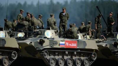 Военнослужащие ВДВ России испытают непахнущие носки