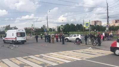 Скончалась женщина, которую выбросило из машины в ДТП на Загребском